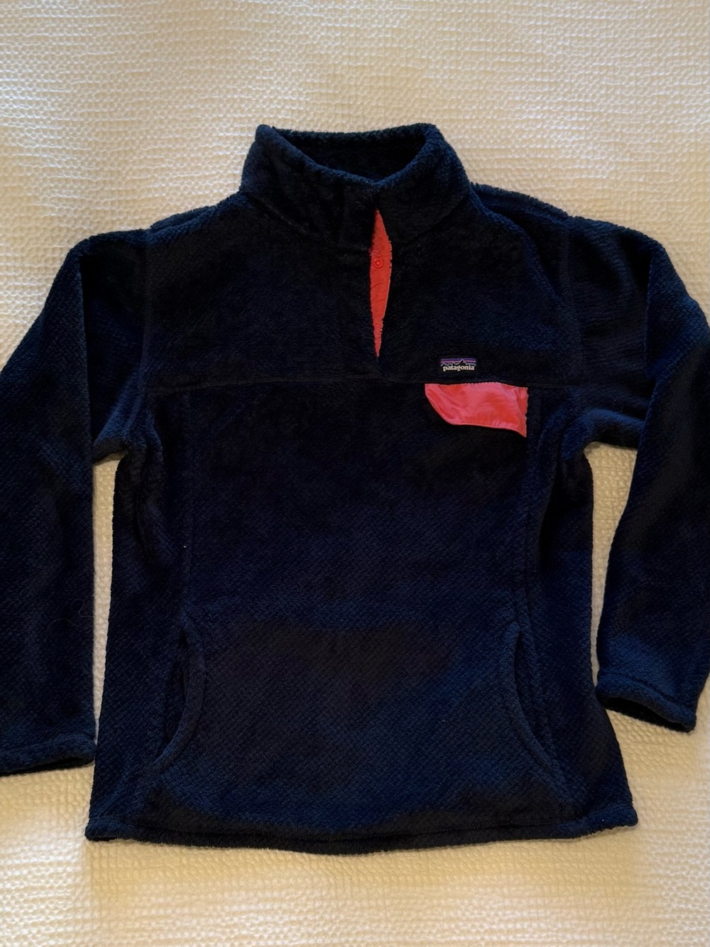 Patagonia | Kids Navy Fleece Pullover with Pink Pocket | Size = XXL